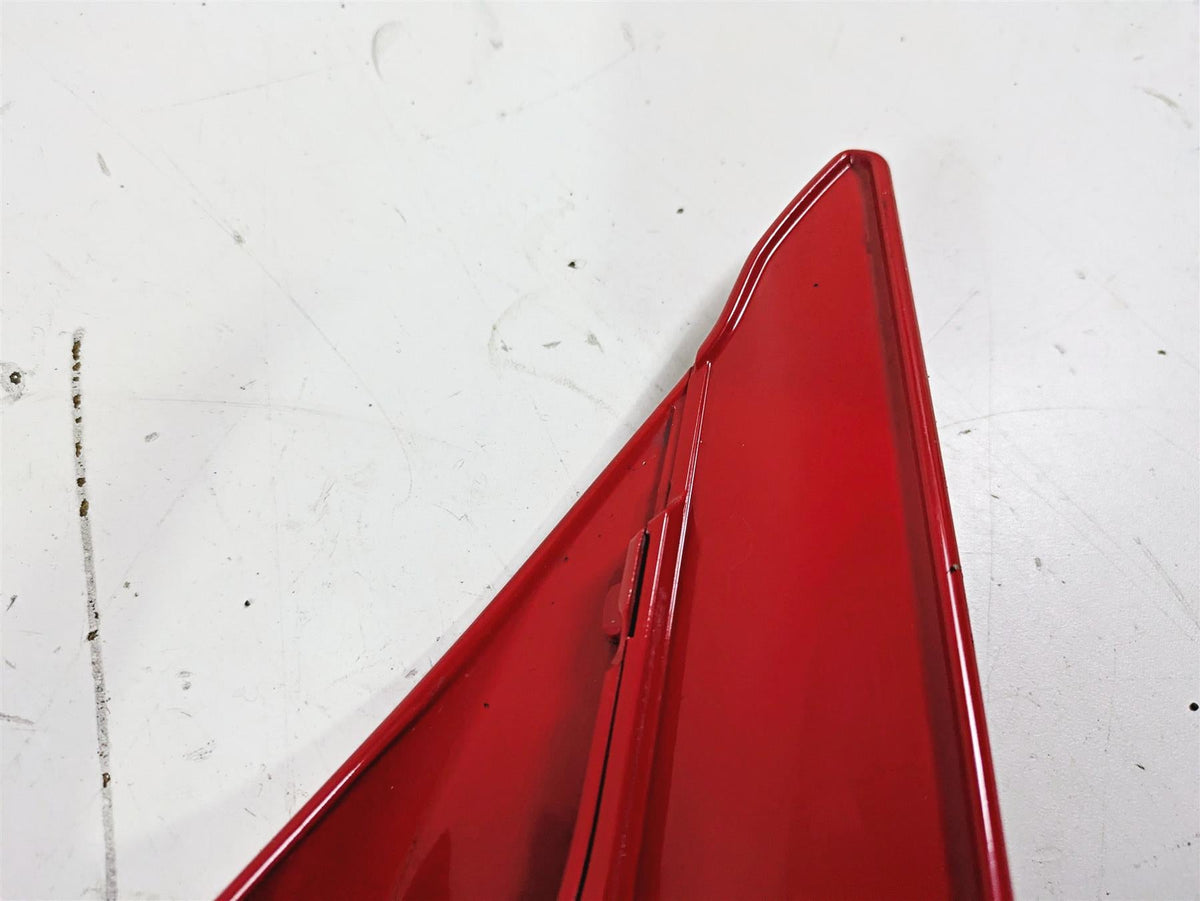 2015 Ducati Panigale 1299 S Left Side Tail Fairing Cover CRACK 48212021AA {{ shop.shopifyCountryName }} - Mototech271