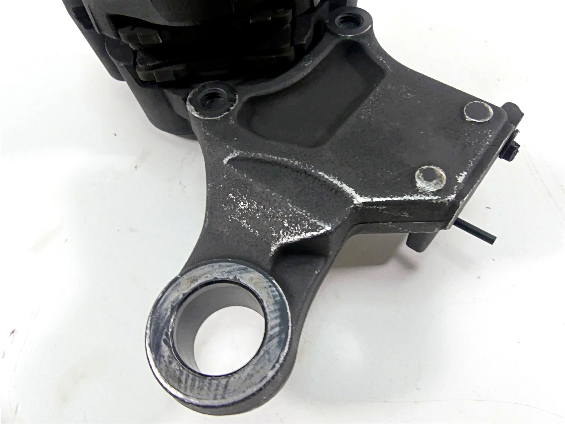 2017 Harley XL1200 CX Sportster Roadster Rear Brake Caliper + Bracket 41300039 {{ shop.shopifyCountryName }} - Mototech271