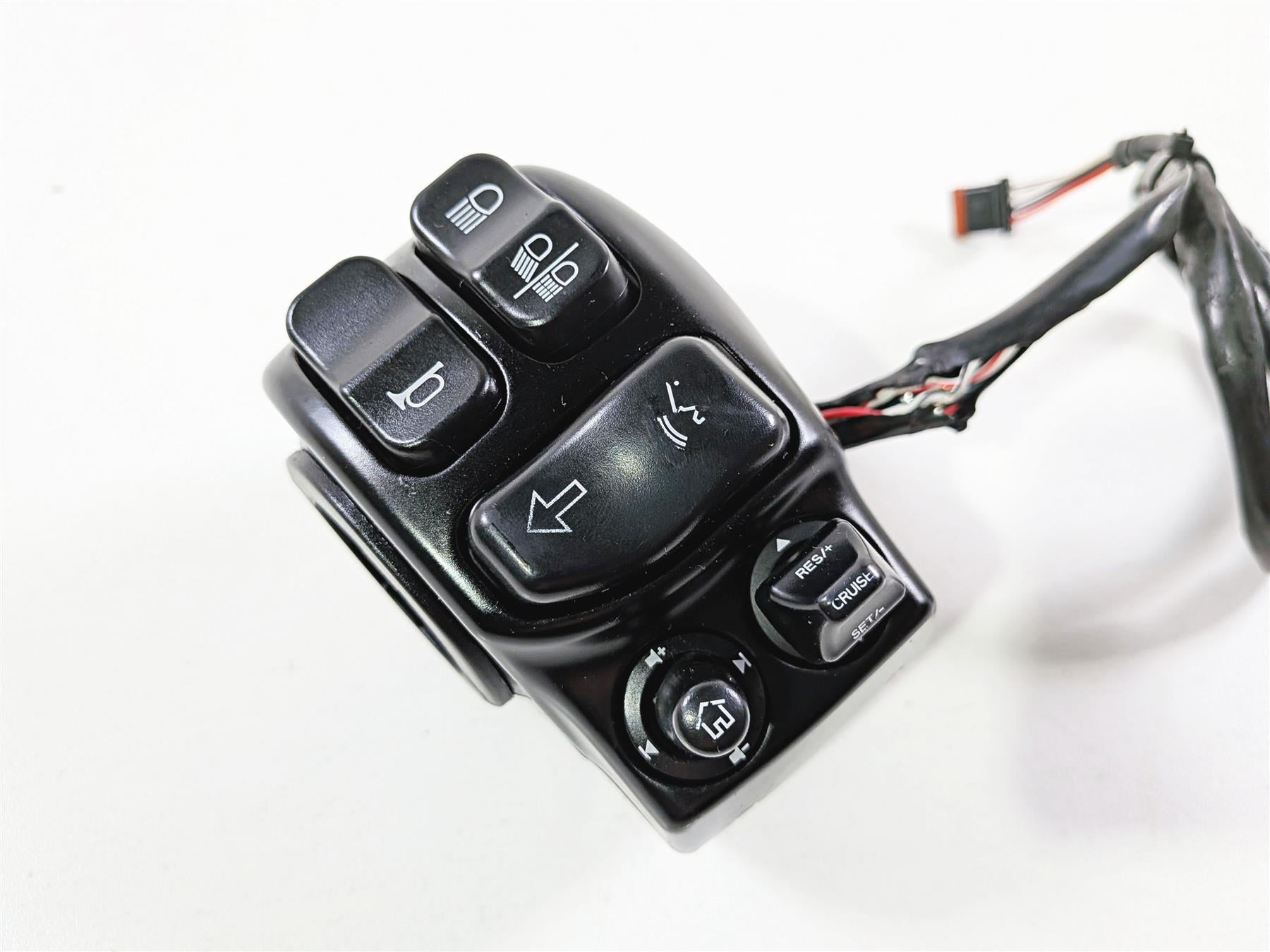 2014 Harley Touring FLHTK Electra Glide Left Hand Cruise Control Switch 71500128-Mototech271