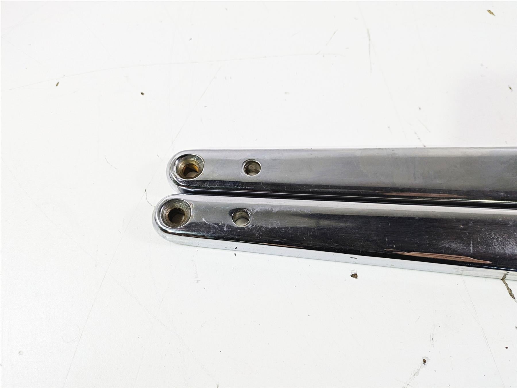 1992 Harley FLSTC Softail Heritage Rear Fender Chrome Braces - Read 59969-86A {{ shop.shopifyCountryName }} - Mototech271