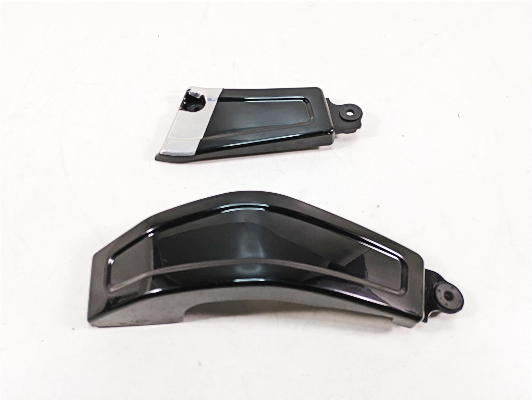 2016 Suzuki M109R VZR1800 Swingarm Side Cover Fairing Set 47240-48G00-019 {{ shop.shopifyCountryName }} - Mototech271