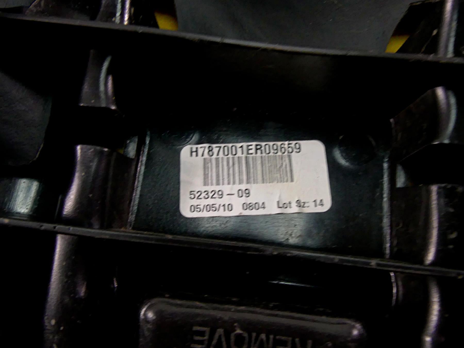 2010 Harley Touring FLHRC Road King Nice Seat Saddle 52329-09 {{ shop.shopifyCountryName }} - Mototech271