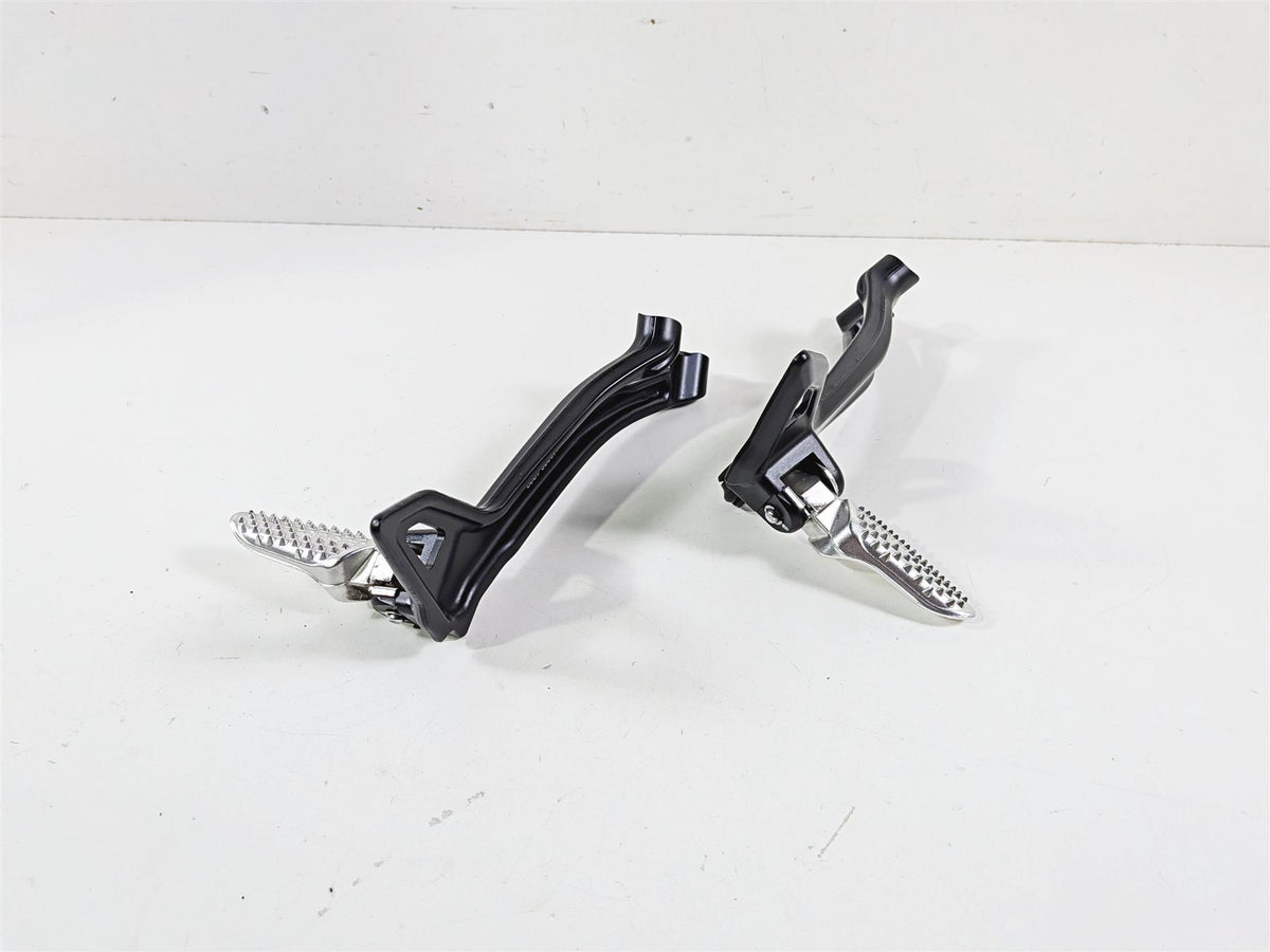 2025 CFMoto 450 SS Left Right Rear Passenger Footpegs 6AQV-140200-1001-0D300 {{ shop.shopifyCountryName }} - Mototech271