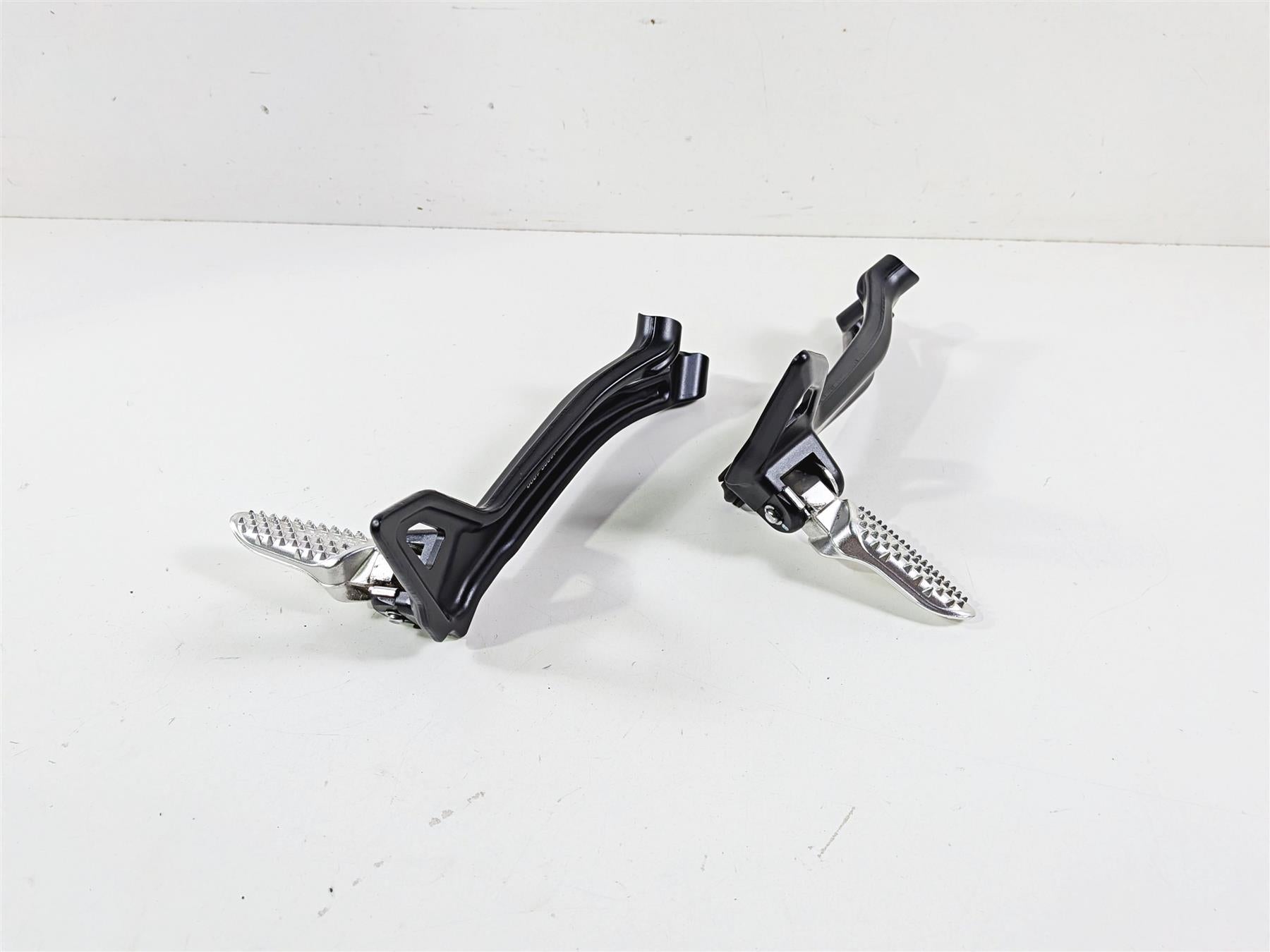 2025 CFMoto 450 SS Left Right Rear Passenger Footpegs 6AQV-140200-1001-0D300 {{ shop.shopifyCountryName }} - Mototech271