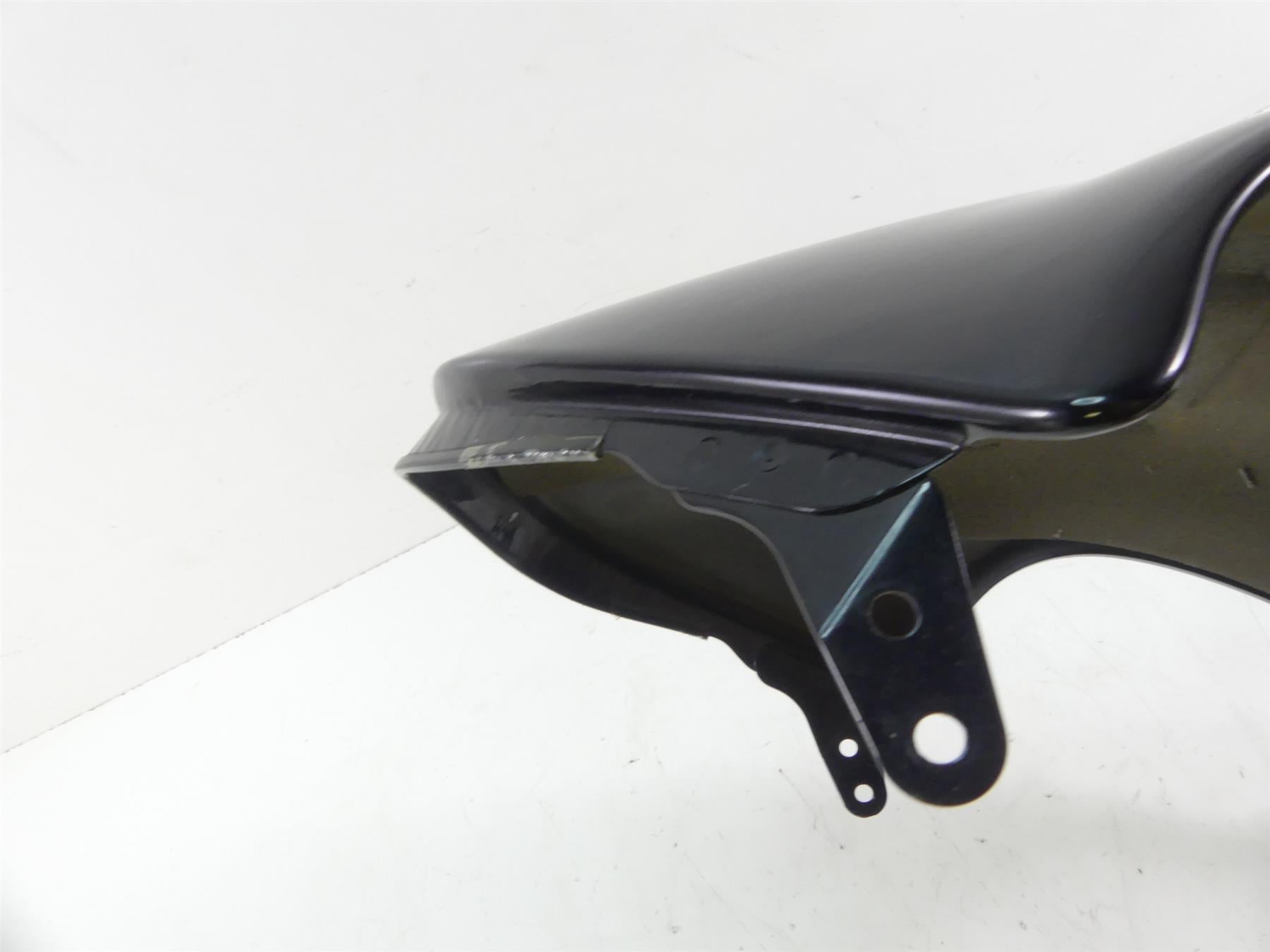 2013 Yamaha VMX17 V-Max 1700 Center Fuel Tank Air Box Cover - Nice 2S3-2171A-00 {{ shop.shopifyCountryName }} - Mototech271
