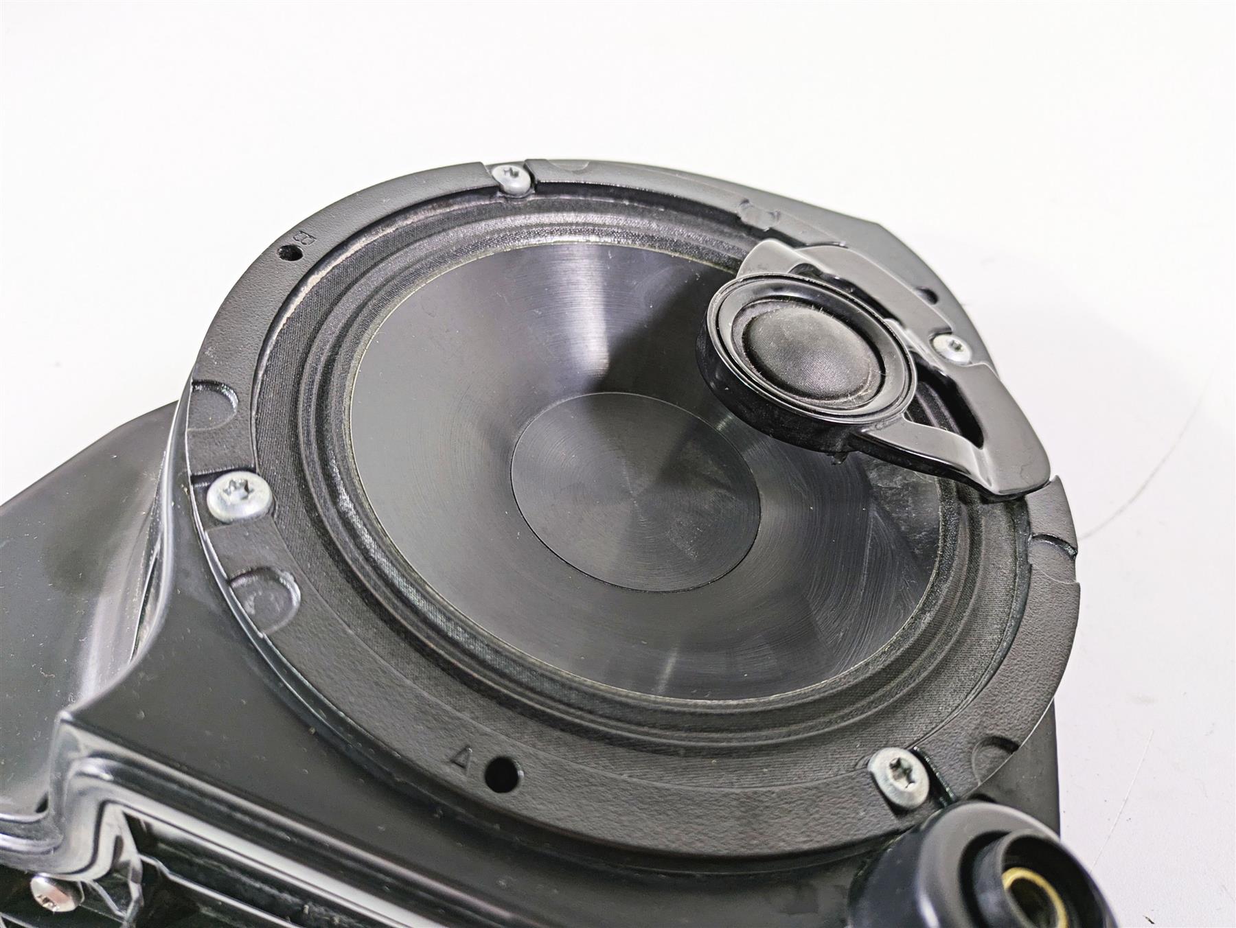 2017 Harley Touring FLHTKSE CVO E-Glide Left Front Speaker & Housing 57000172 {{ shop.shopifyCountryName }} - Mototech271