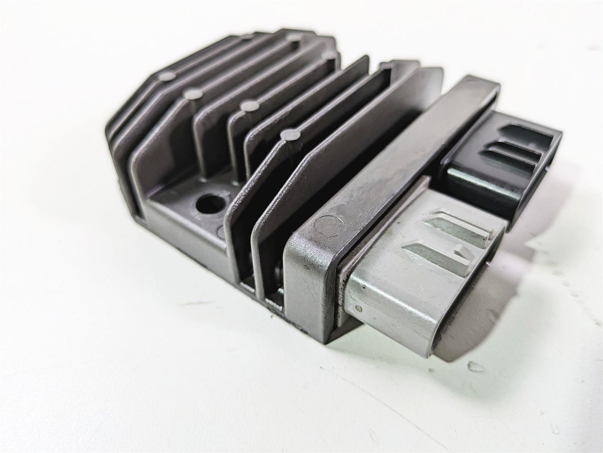 2018 BMW R1200GS GSW K50 Rectifier Voltage Regulator FH020AB 12318523367 {{ shop.shopifyCountryName }} - Mototech271