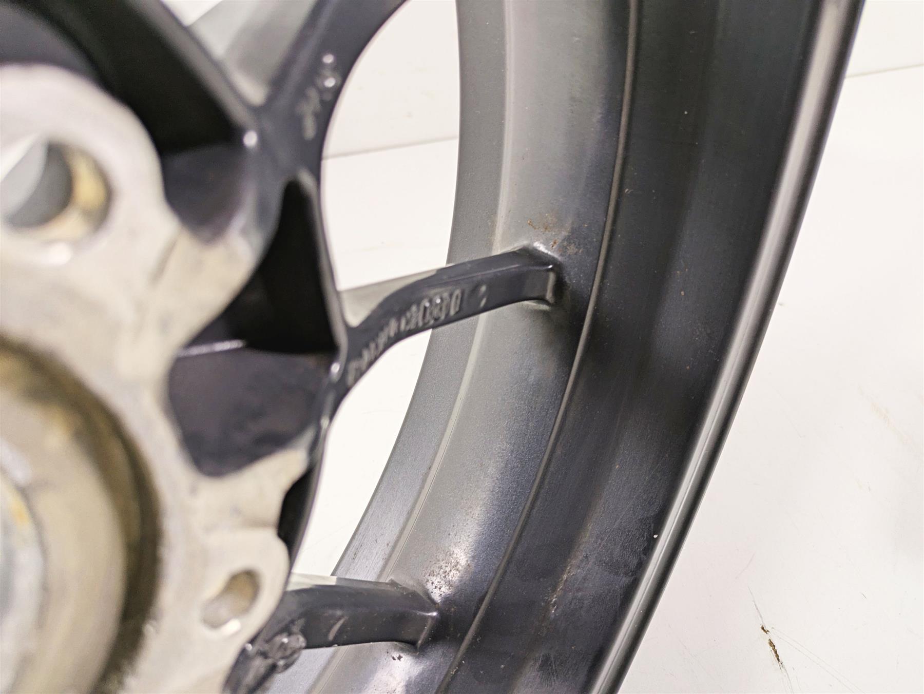 2013 Triumph Tiger 1215 Explorer Straight 17x4 Rear Wheel Cast Rim T2013222 {{ shop.shopifyCountryName }} - Mototech271
