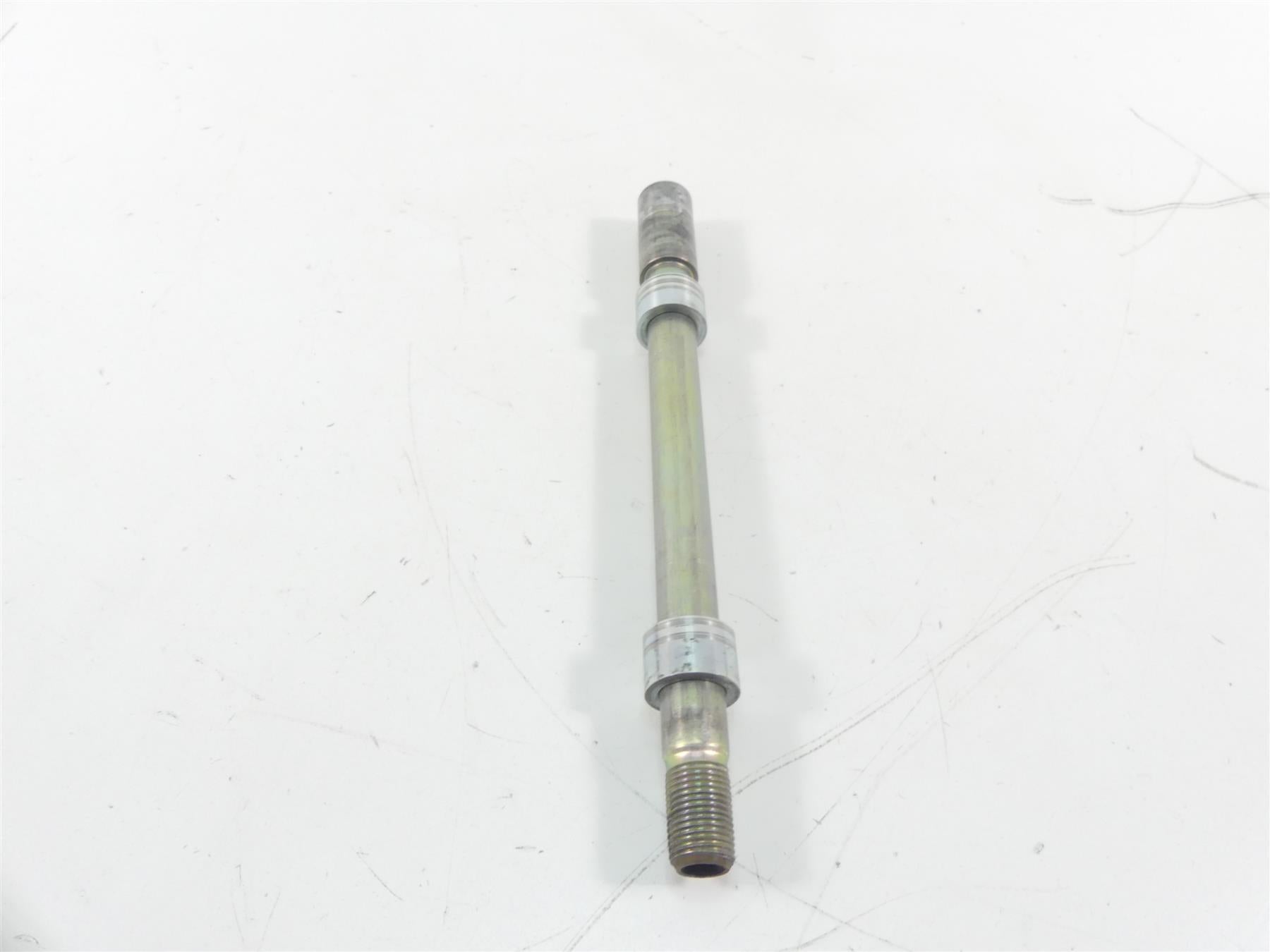 「RT-5411711190 2015 Yamaha MT09 FZ09 Front 17mm Wheel Spindle Axle 1RC-25181-00