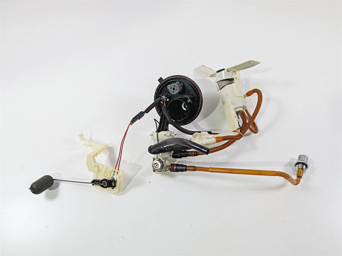 2014 Harley Touring FLHTK Electra Glide Fuel Gas Petrol Pump 62908-08 75069-08C-Mototech271