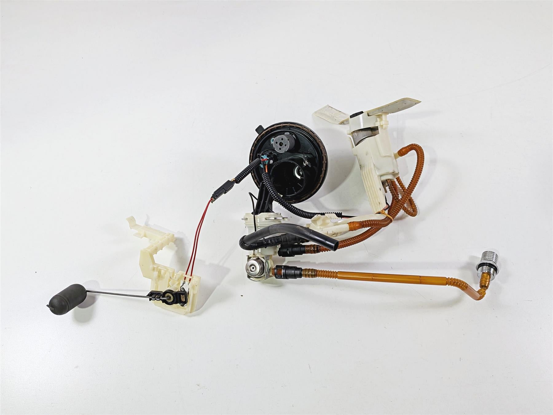 2014 Harley Touring FLHTK Electra Glide Fuel Gas Petrol Pump 62908-08 75069-08C-Mototech271