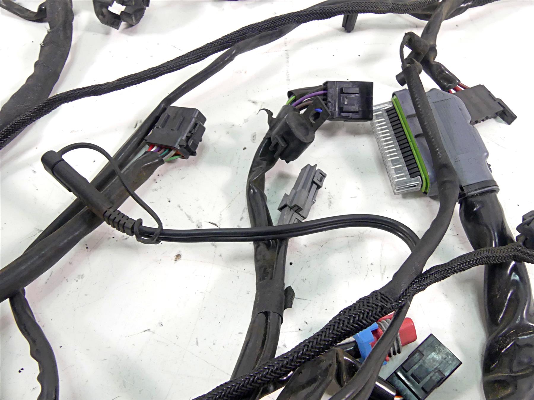 2015 Harley Davidson VRSCDX Night Rod Sp Main Wiring Harness Abs No Cut 69200093 {{ shop.shopifyCountryName }} - Mototech271