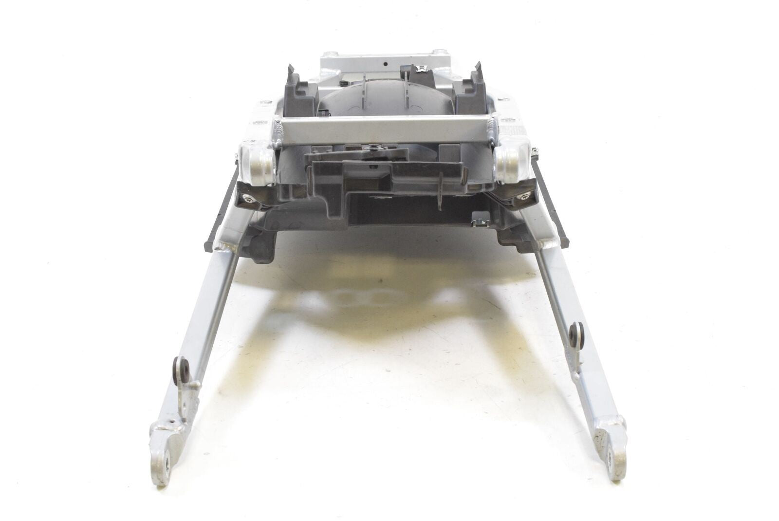 2014 BMW R1200 RT K52 Rear Subframe Sub Frame & Inner Fender 46518528588 {{ shop.shopifyCountryName }} - Mototech271