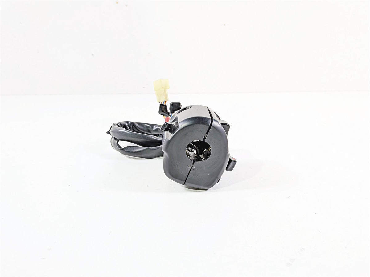 2021 Indian Scout 1200 Left Hand Control Switch Light Blinker Horn 4014449 {{ shop.shopifyCountryName }} - Mototech271