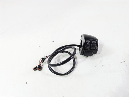 2020 Harley Softail FXST Standard Right Hand Start Stop Control Switch 71500462 {{ shop.shopifyCountryName }} - Mototech271