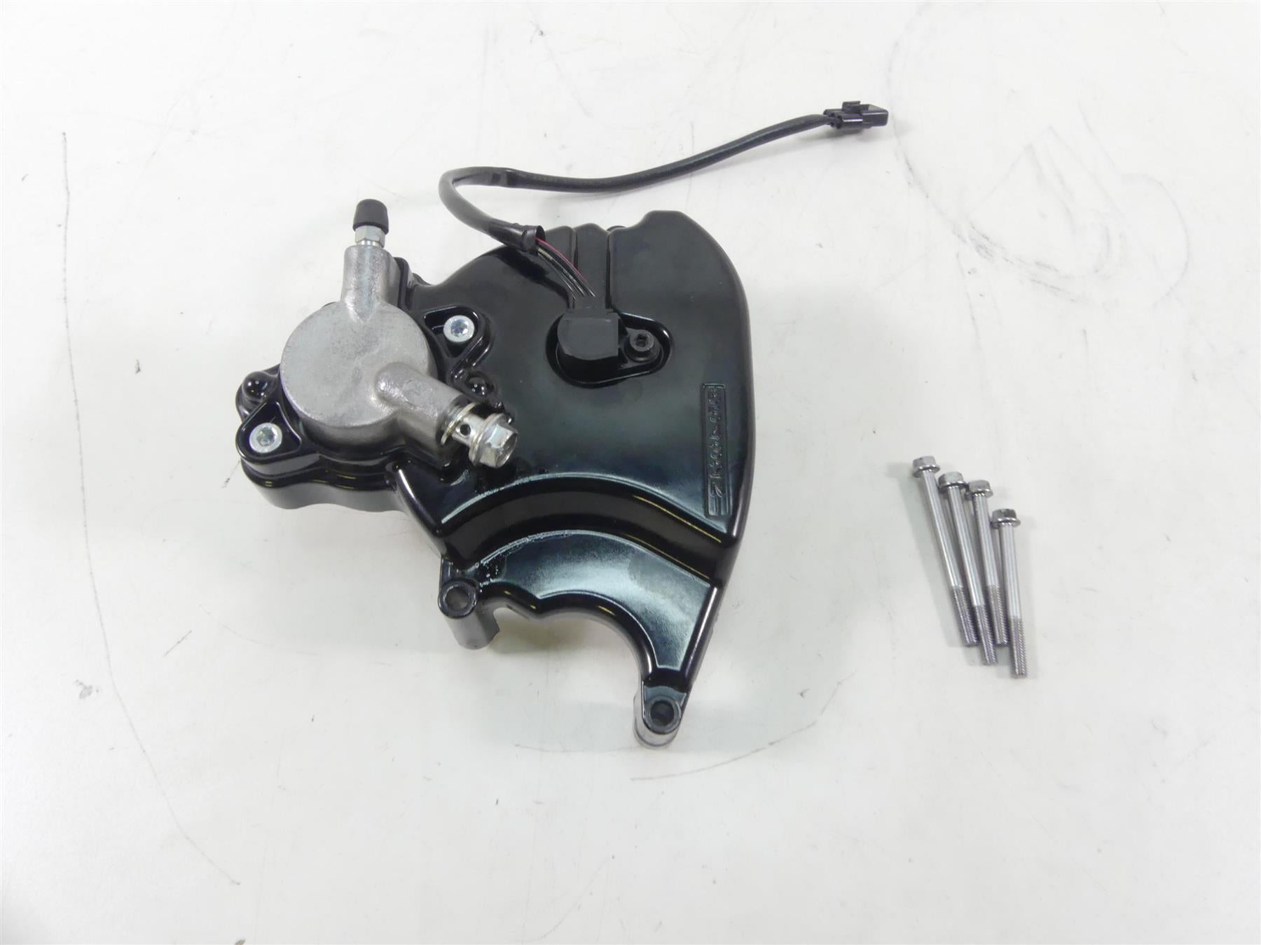 2020 Suzuki GSX1300 R Hayabusa Sprocket Cover Clutch Slave Cylinder 11361-15H00 {{ shop.shopifyCountryName }} - Mototech271
