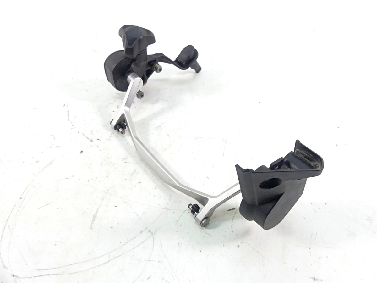 2015 BMW R1200GS GSW K50 Windshield Adjuster Wheel + Shaft 46638536083 {{ shop.shopifyCountryName }} - Mototech271