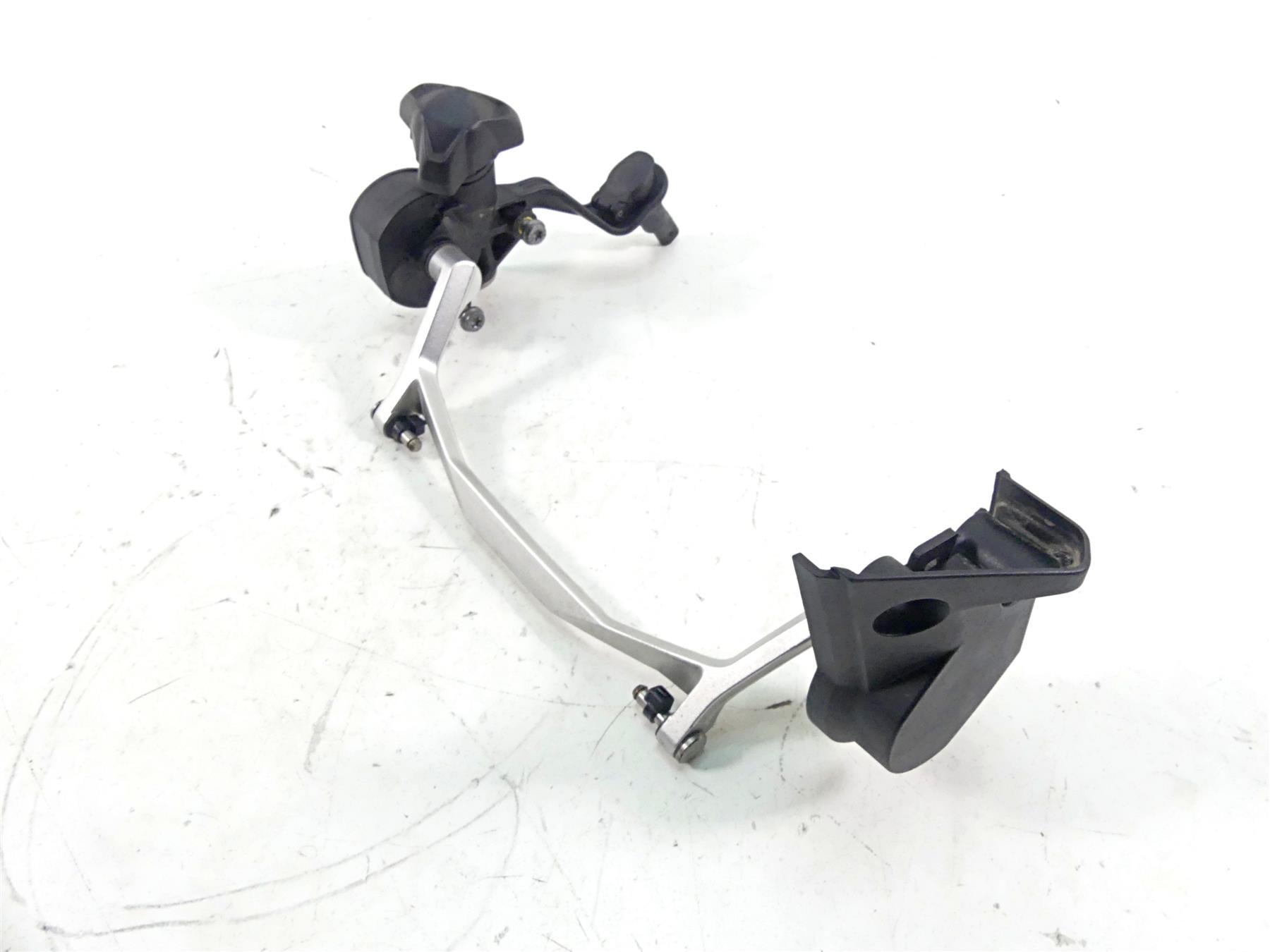 2015 BMW R1200GS GSW K50 Windshield Adjuster Wheel + Shaft 46638536083 {{ shop.shopifyCountryName }} - Mototech271