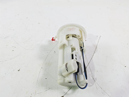 2019 Triumph Speed Triple RS 1050 Fuel Gas Petrol Pump & Sending Unit T2400735 {{ shop.shopifyCountryName }} - Mototech271