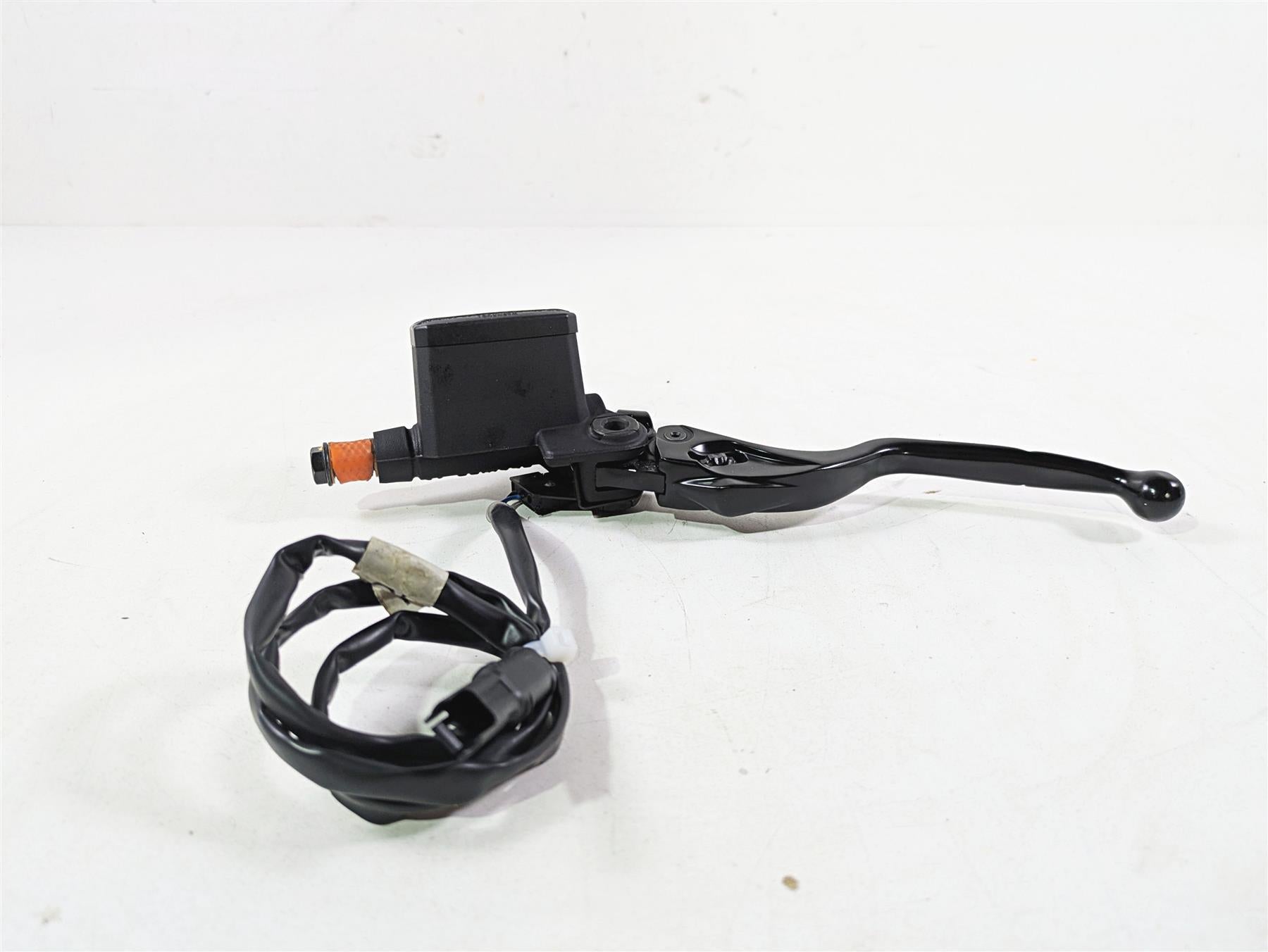 2022 Ducati Scrambler Desert Sled Brembo Clutch Master Cylinder 63040803A {{ shop.shopifyCountryName }} - Mototech271