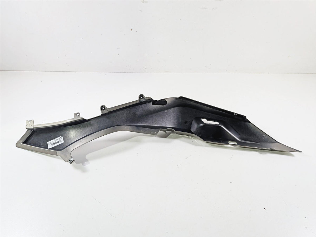 2016 BMW R1200RT RT RTW K52 Left Tail Side Cover Fairing Platinbronz 46638533567 {{ shop.shopifyCountryName }} - Mototech271
