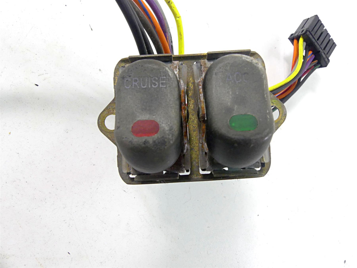 2004 Harley Touring FLHTCUI Electra Glide Auxiliary Switch Set 70271-98 {{ shop.shopifyCountryName }} - Mototech271