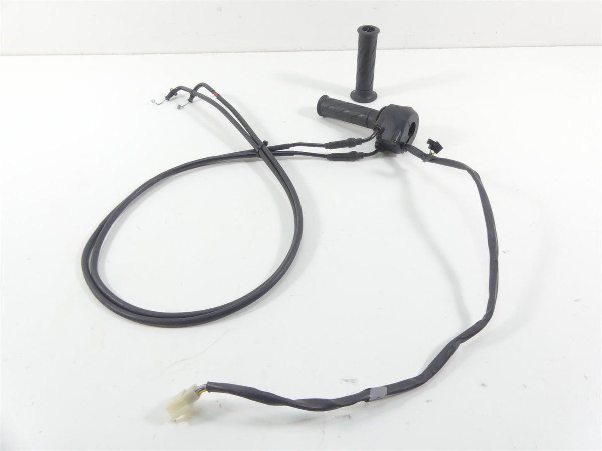 2016 Moto Guzzi V7 II Special 750 Right Hand Control Switch Set - Read B063135 {{ shop.shopifyCountryName }} - Mototech271