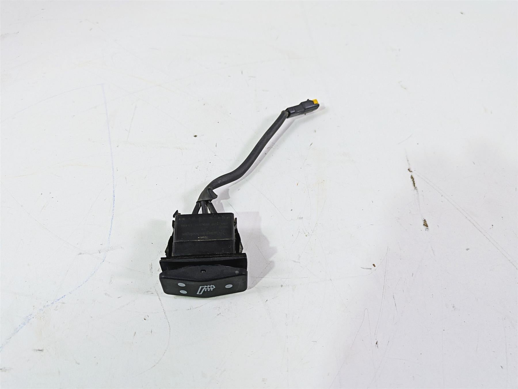 2013 Triumph Tiger 1215 Explorer Heated Seat Switch - Read T2505150 {{ shop.shopifyCountryName }} - Mototech271