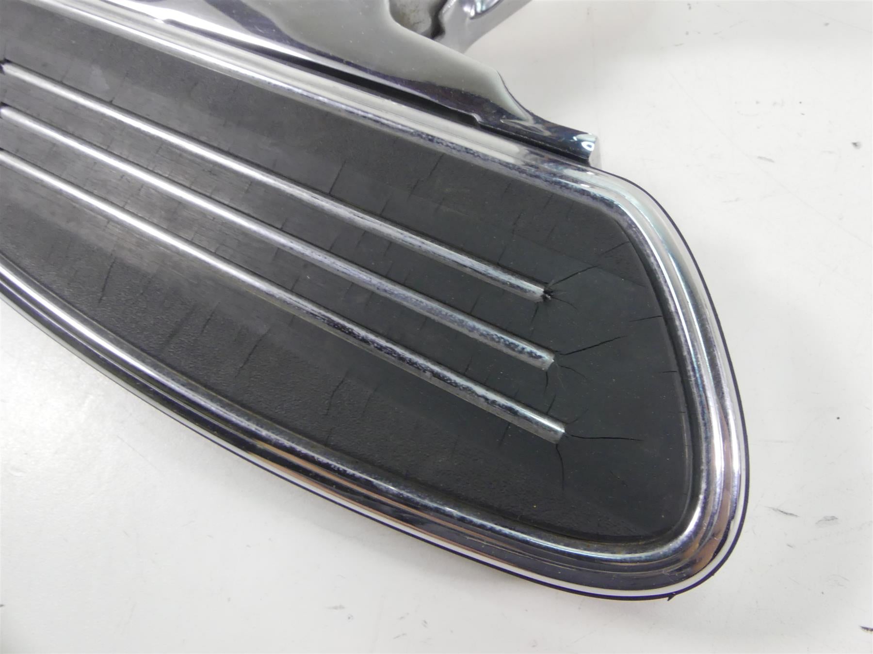 2012 Harley Touring FLHX Street Glide Adjustable Passenger Floor Boards 49015-04 {{ shop.shopifyCountryName }} - Mototech271