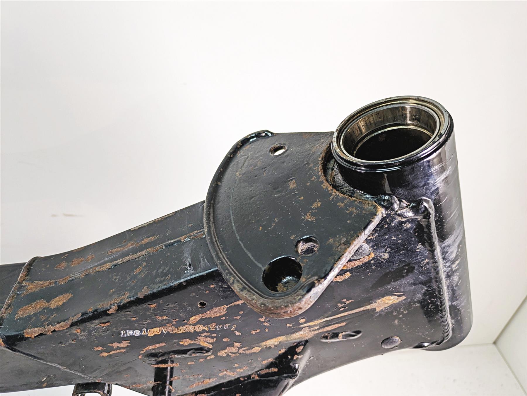 1999 Harley Touring FLHTC Electra Glide Straight Main Frame Chassis With Texas Salvage Title 47900-01 {{ shop.shopifyCountryName }} - Mototech271