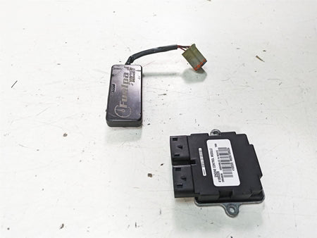 2017 Harley XL883 N Sportster Iron Cdi Ecu + Vance Hines Fuel Pack Set 41000326A {{ shop.shopifyCountryName }} - Mototech271