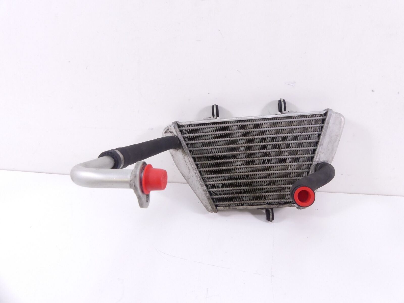 2016 Aprilia RSV 1100 Tuono V4 RR Oil Cooler Radiator Cover & Lines 2B000897 {{ shop.shopifyCountryName }} - Mototech271