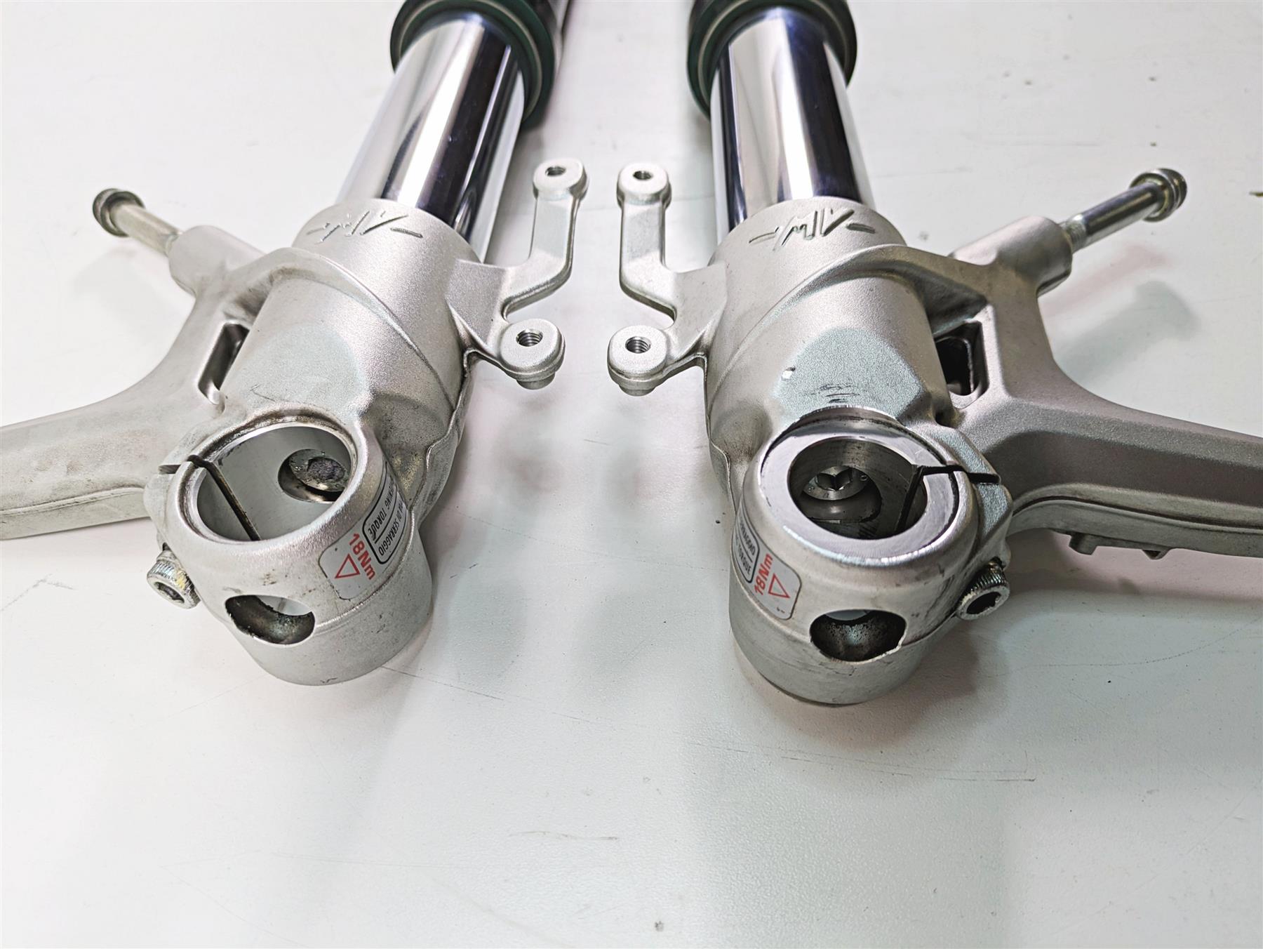 2017 Mv Agusta Dragster 800 Marzocchi Front Fork Leg Set 8000B7132 8000B8387 {{ shop.shopifyCountryName }} - Mototech271