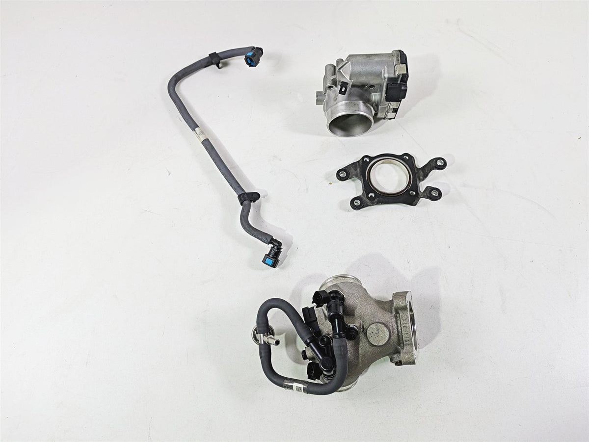 2017 Indian Chieftain Limited Throttle Body & Intake Manifold 5138214 1204685 {{ shop.shopifyCountryName }} - Mototech271