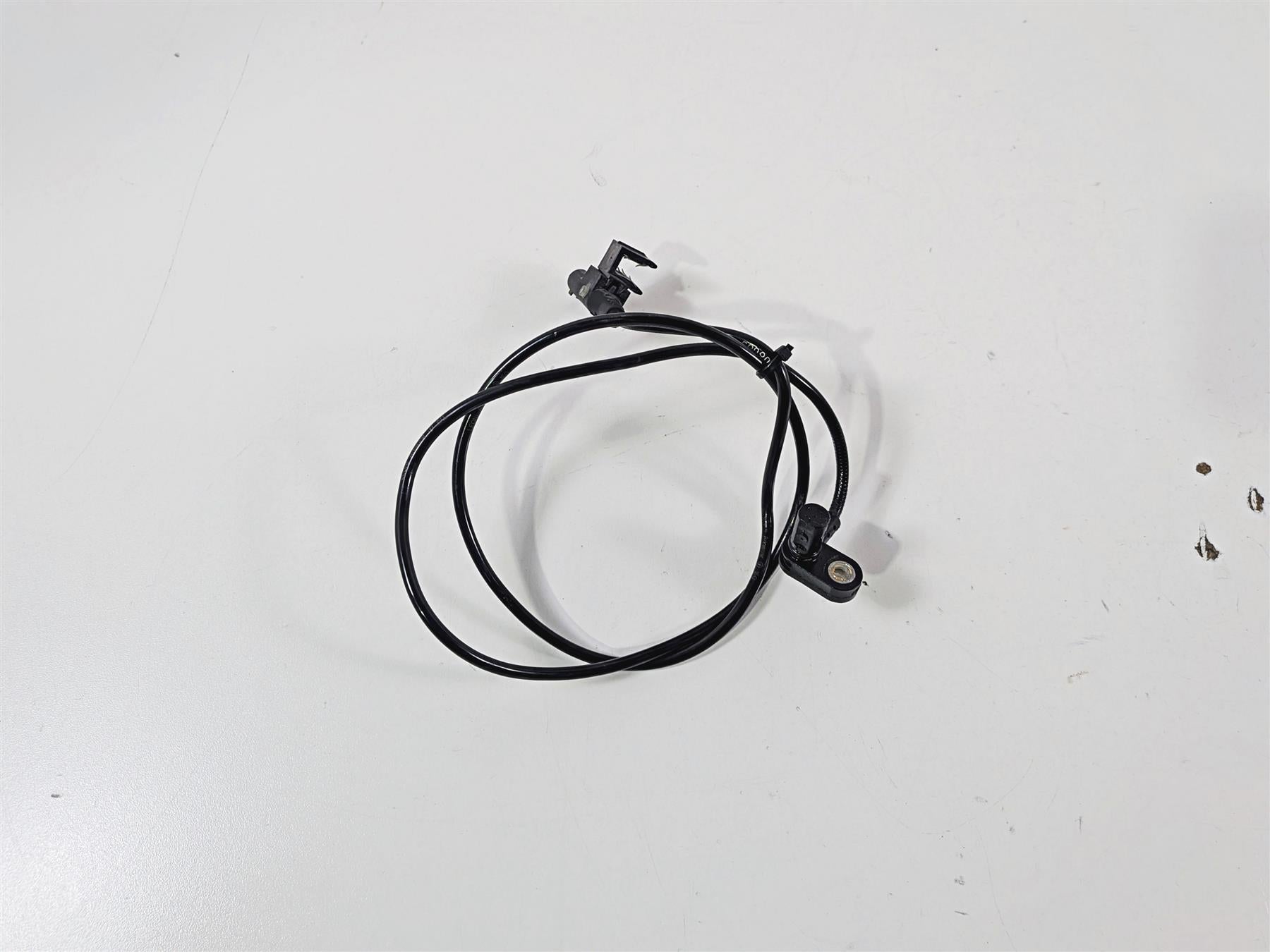 2016 BMW R1200 GS K50 Rear Abs Brake Wheel Speed Sensor 34528551611 {{ shop.shopifyCountryName }} - Mototech271