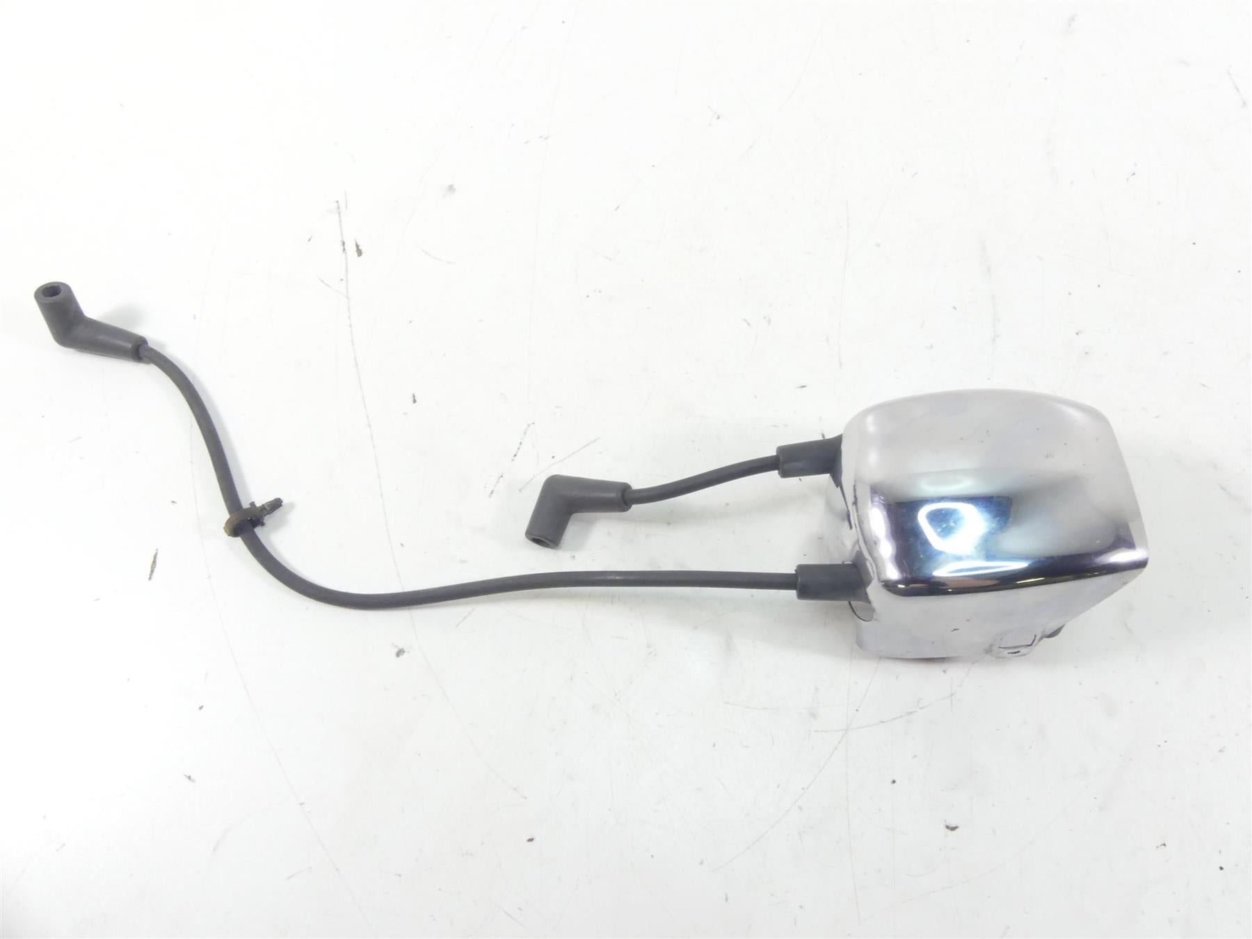 2002 Harley Softail FXSTDI Deuce Ignition Coil Wires Plugs + Cover 31743-01 {{ shop.shopifyCountryName }} - Mototech271
