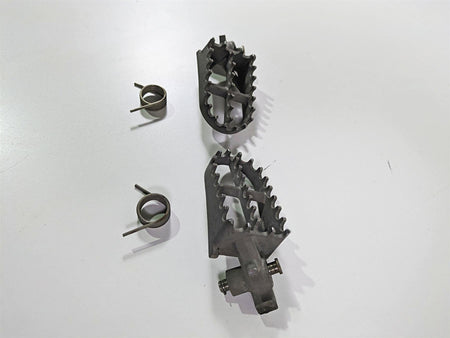 2006 BMW R1200GS K255 Adv Front Footpeg Rest Set 46717694557 {{ shop.shopifyCountryName }} - Mototech271
