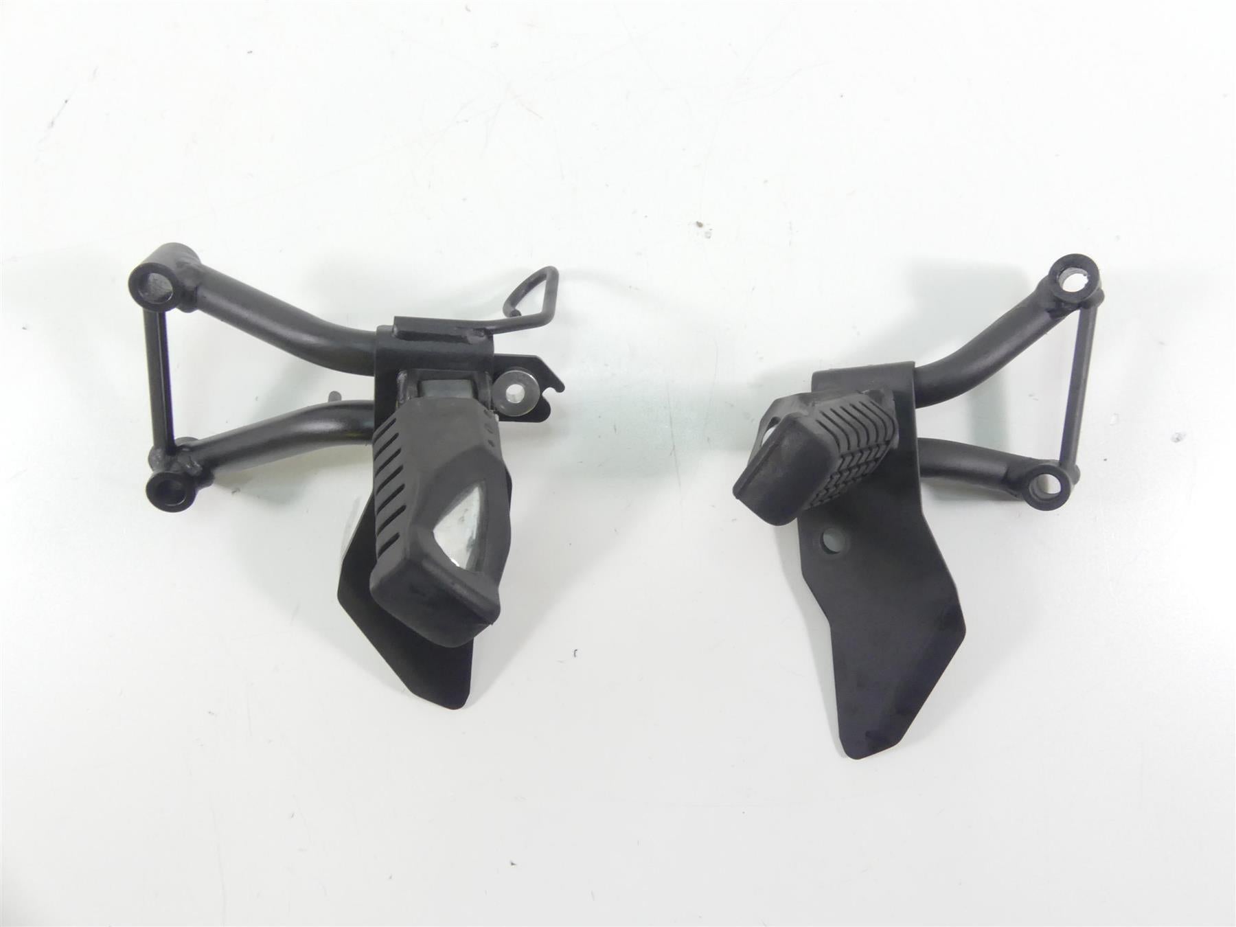 2022 Kawasaki KLR650 KL650 Adv Rear Passenger Footpeg Set 34003-0185 34003-0193 {{ shop.shopifyCountryName }} - Mototech271