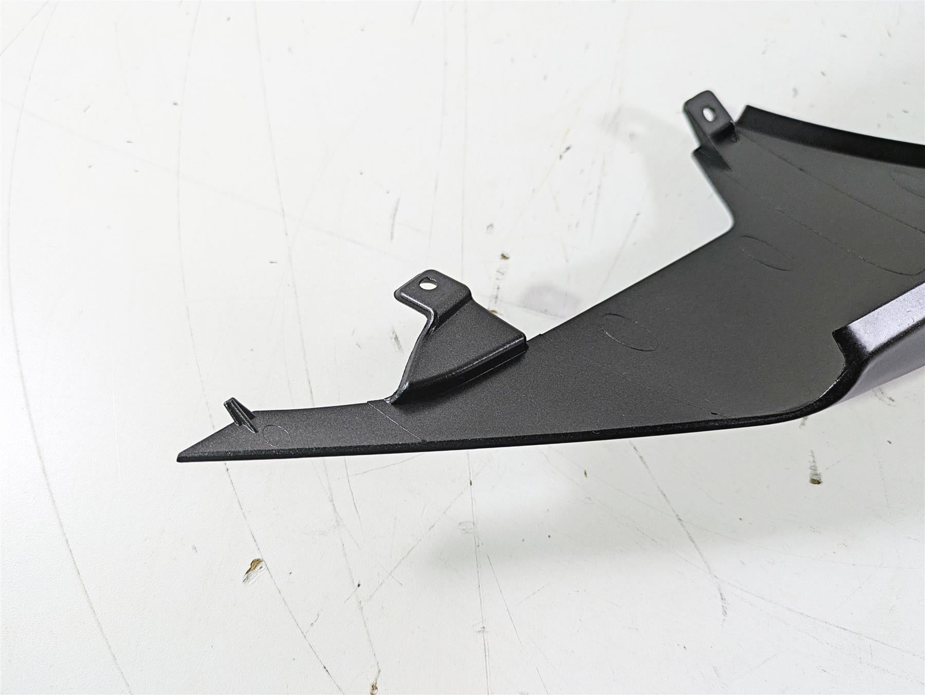 2021 Aprilia RS660 Left Rear Tail Cover Fairing Plastic Cowl 2B006648 {{ shop.shopifyCountryName }} - Mototech271