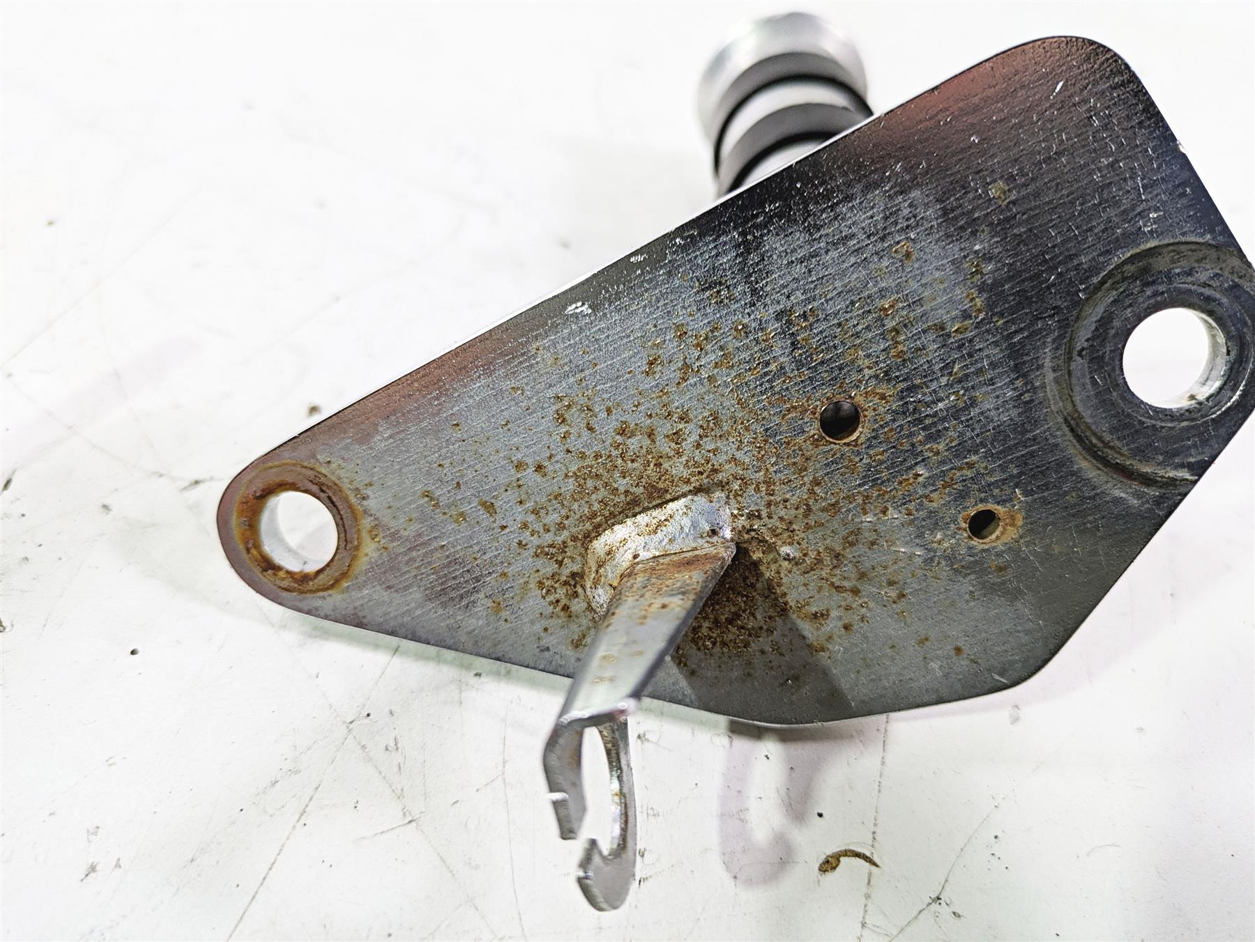 2001 Honda VT1100 Shadow Sabre Front Driver Rider Foot Peg Set 50612-MBA-020 {{ shop.shopifyCountryName }} - Mototech271