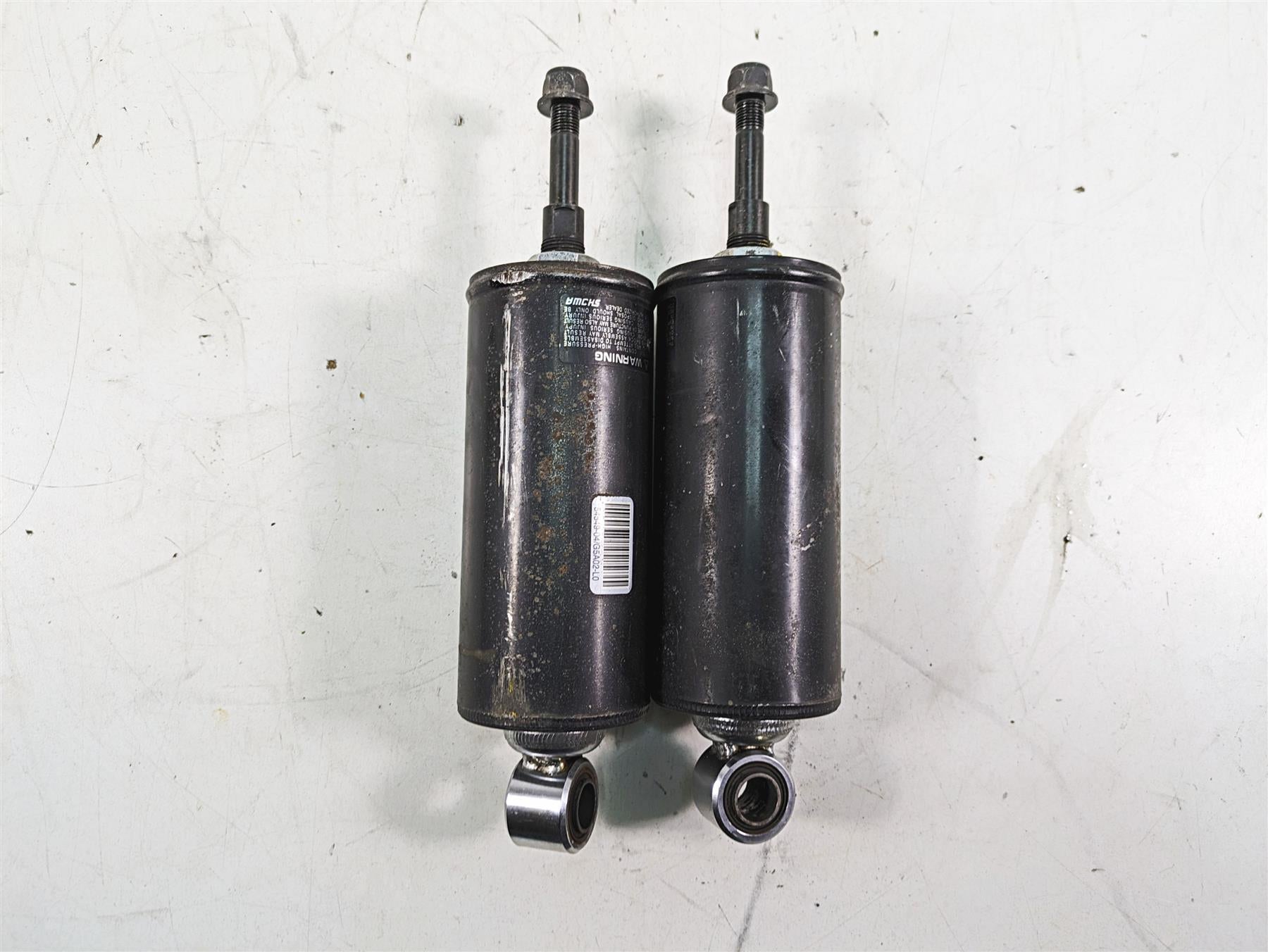 2013 Harley Softail FLSTFB Fat Boy Lo Showa Rear Suspension Shocks Set 54549-04 {{ shop.shopifyCountryName }} - Mototech271
