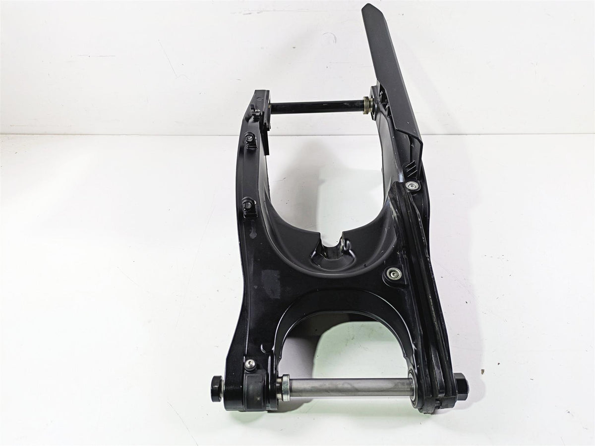 2018 KTM 1290 Super Adv S Swingarm & Axle & Pivot Bolt 6070403004433 {{ shop.shopifyCountryName }} - Mototech271