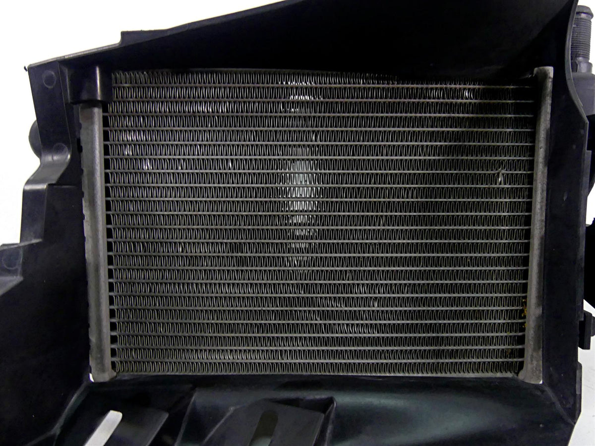 2014 BMW R1200GS K50 Left Radiator + Thermostat Fan Cover Set 17118523116 {{ shop.shopifyCountryName }} - Mototech271