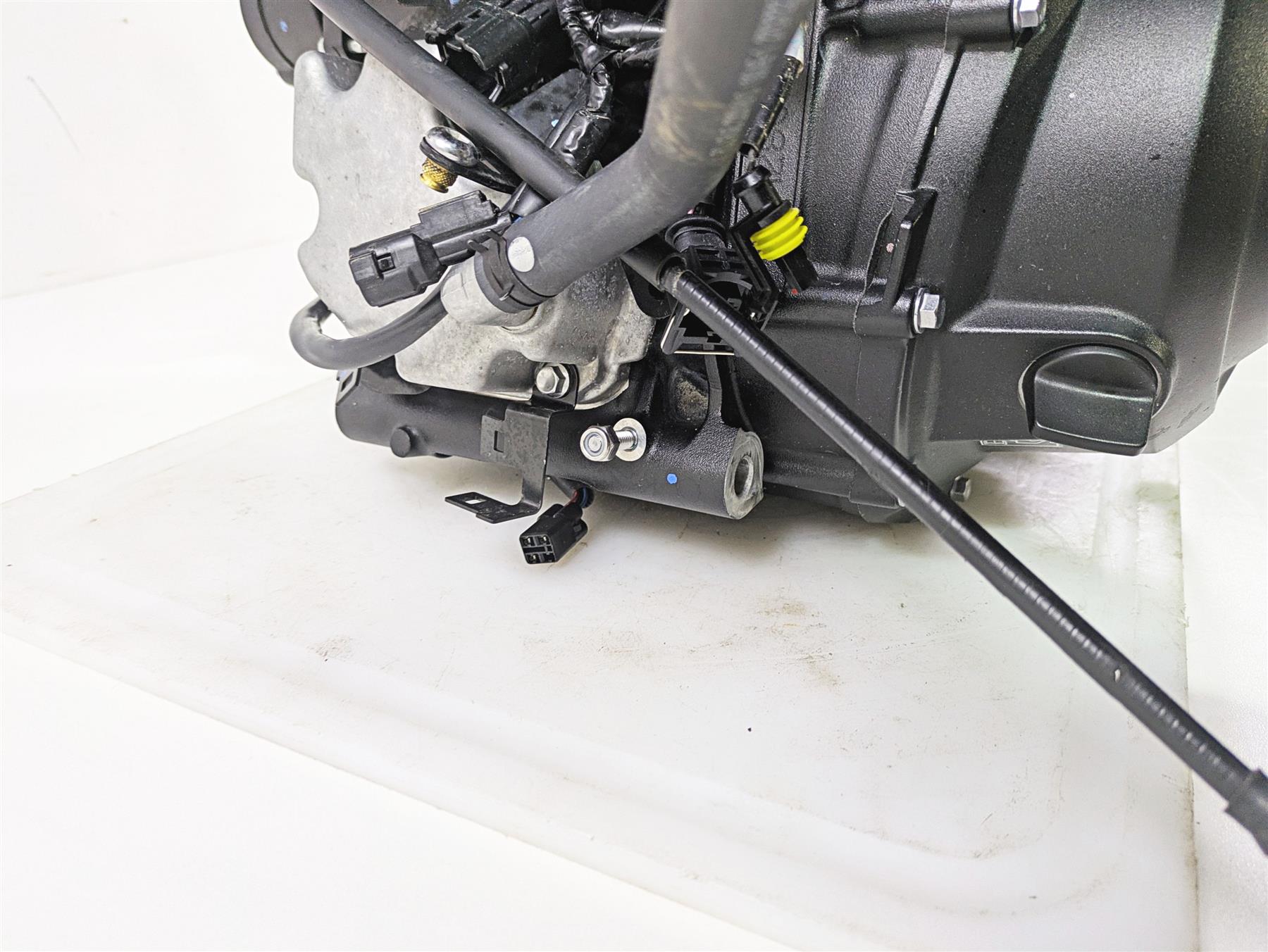 2024 Triumph Street Triple 765 R Running Engine Motor Tranny - 3k - Vid T1160523 {{ shop.shopifyCountryName }} - Mototech271