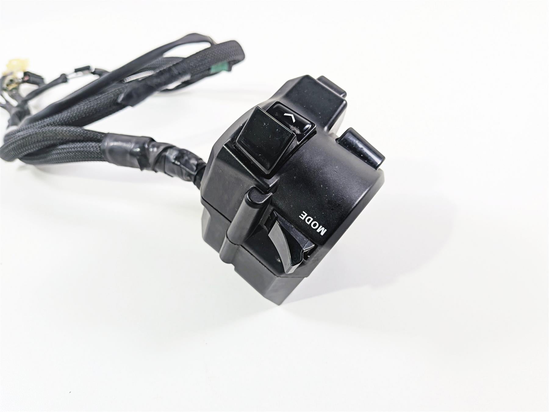2023 Yamaha MT10 MTN1000 Left Hand Control Switch Cruise BGG-83954-00-00 {{ shop.shopifyCountryName }} - Mototech271
