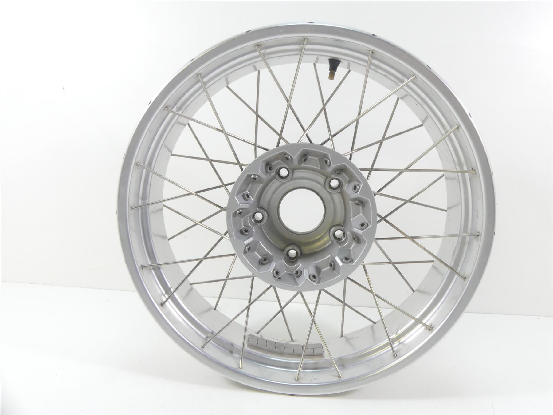 2009 BMW R1200GS K25 Straight Rear Behr Spoke Wheel Rim 17x4 36317701493 {{ shop.shopifyCountryName }} - Mototech271