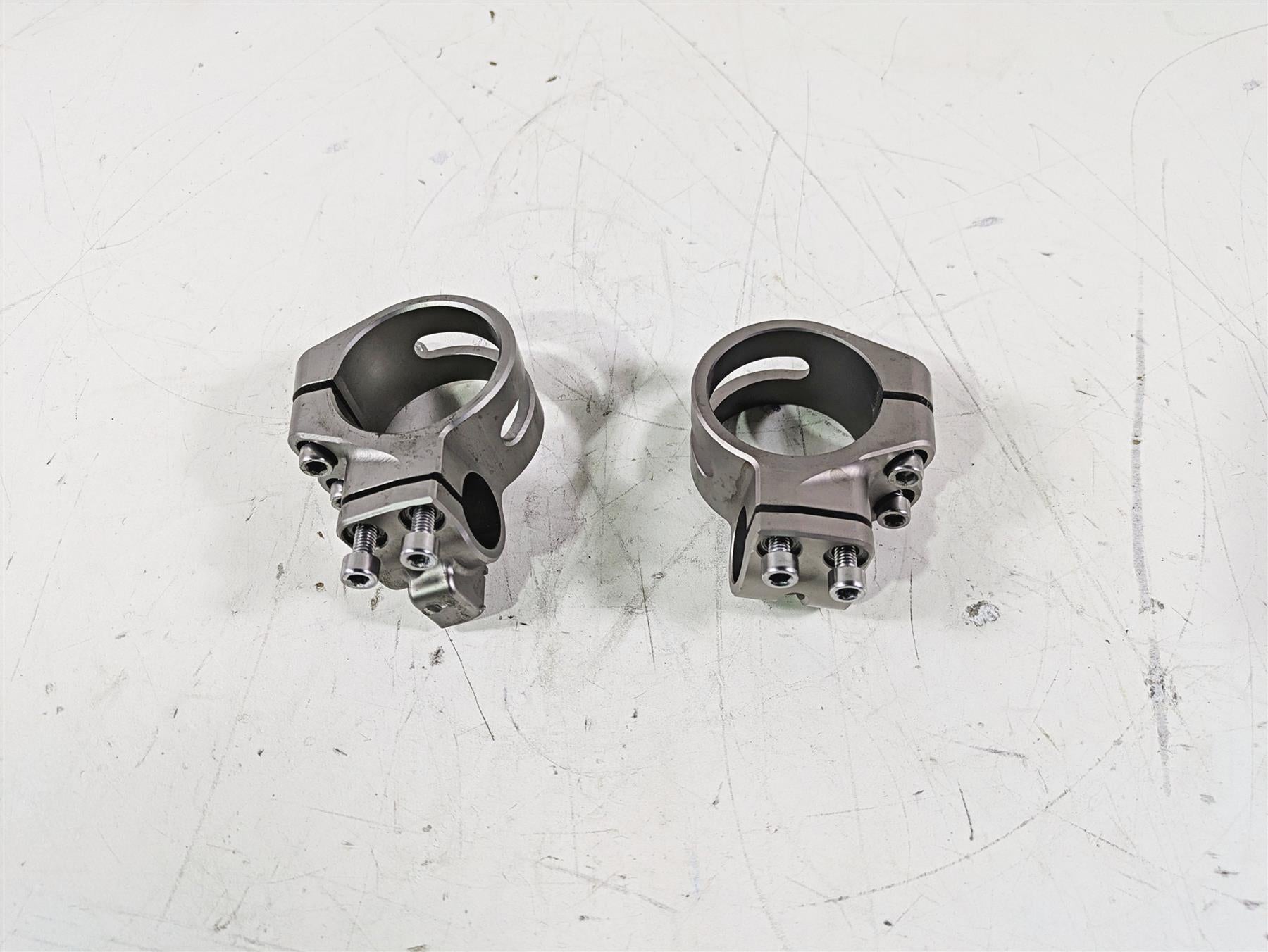 2020 Triumph Daytona 765 Moto2 Handle Bar Mounts Clamp Clip Ons T2042962 {{ shop.shopifyCountryName }} - Mototech271