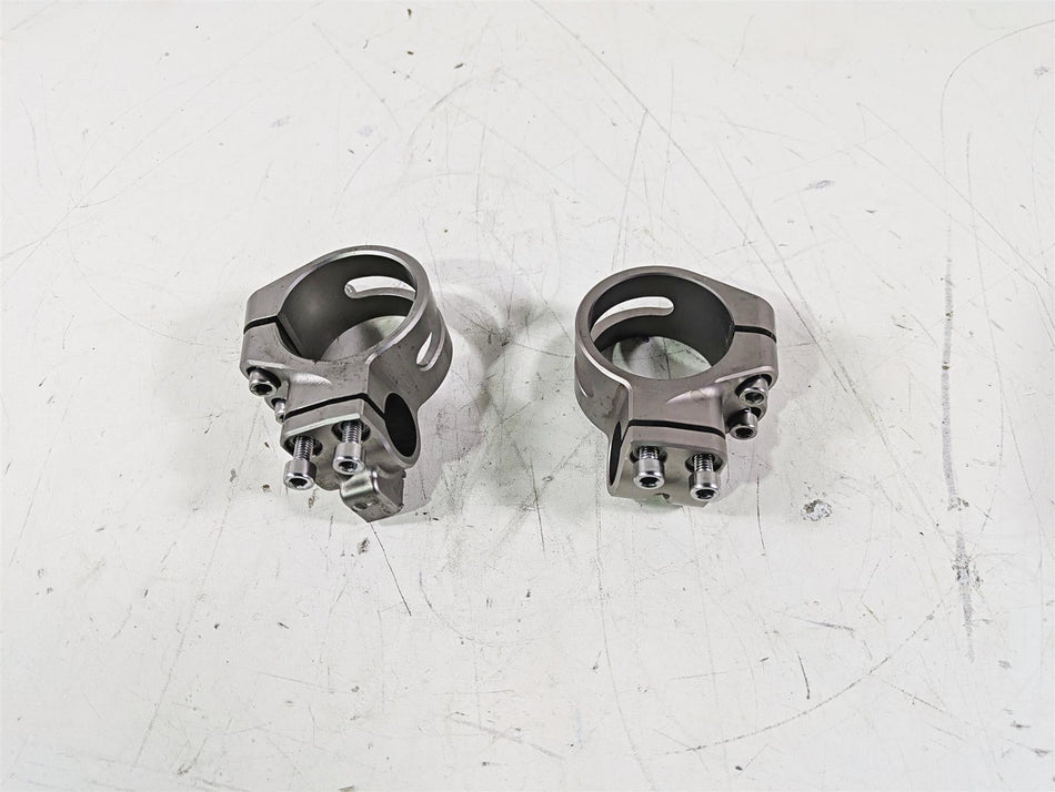 2020 Triumph Daytona 765 Moto2 Handle Bar Mounts Clamp Clip Ons T2042962 {{ shop.shopifyCountryName }} - Mototech271