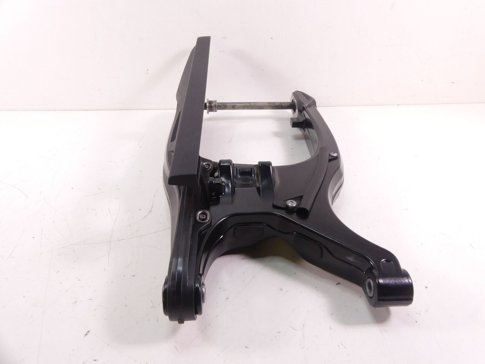 2010 BMW F800GS K72 Straight Swingarm Rear Swing Arm + Axle 20mm 33178549120 {{ shop.shopifyCountryName }} - Mototech271