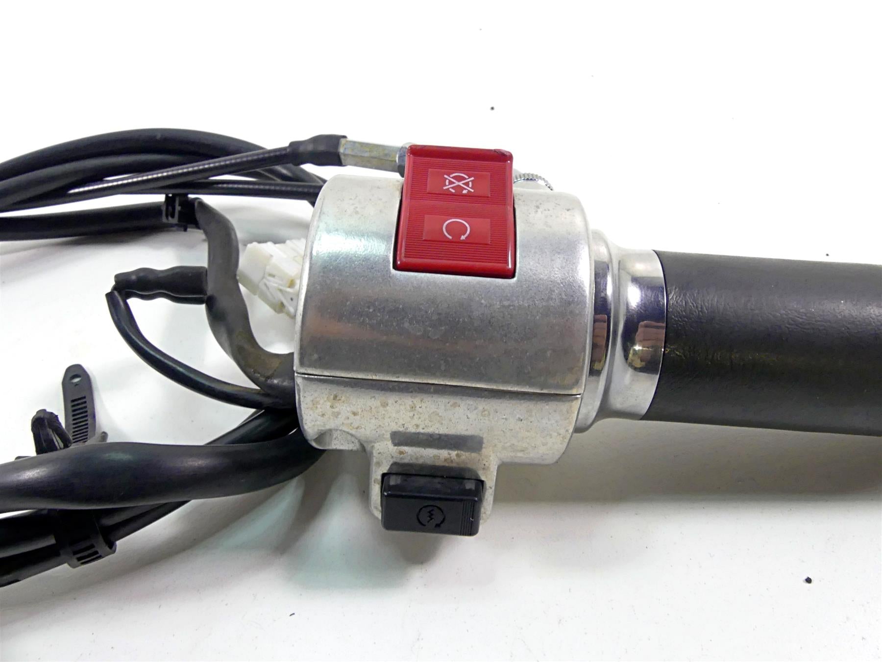 2010 Honda VT1300 CR Stateline Right Hand Start Control Switch 35130-MFY-A01 {{ shop.shopifyCountryName }} - Mototech271